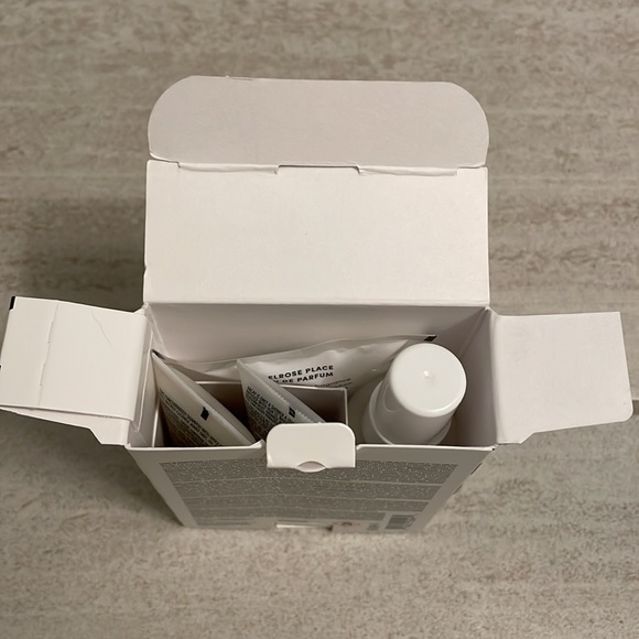 OUAI Sephora INSIDER KIT - Picture 3 of 3